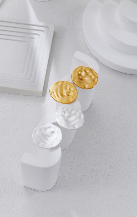 Gold Plated Matte Shell-Like Stud Earrings