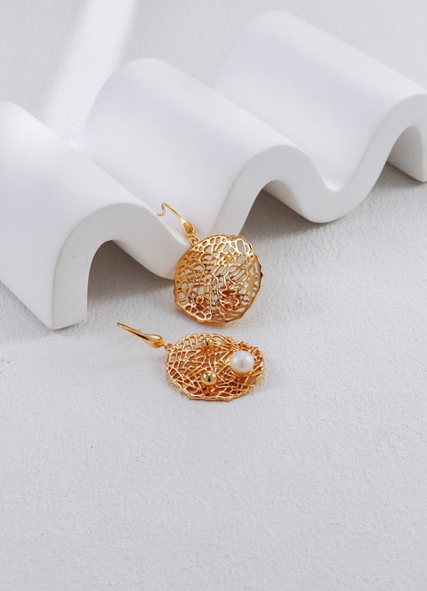 Gold Plated Circular Braided Mesh Pearls Earrings