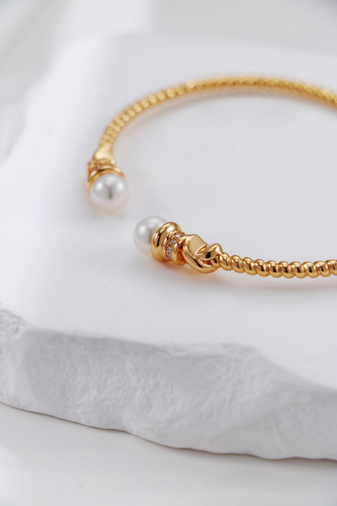 Gold Plated Twisted & Pearls Bangle